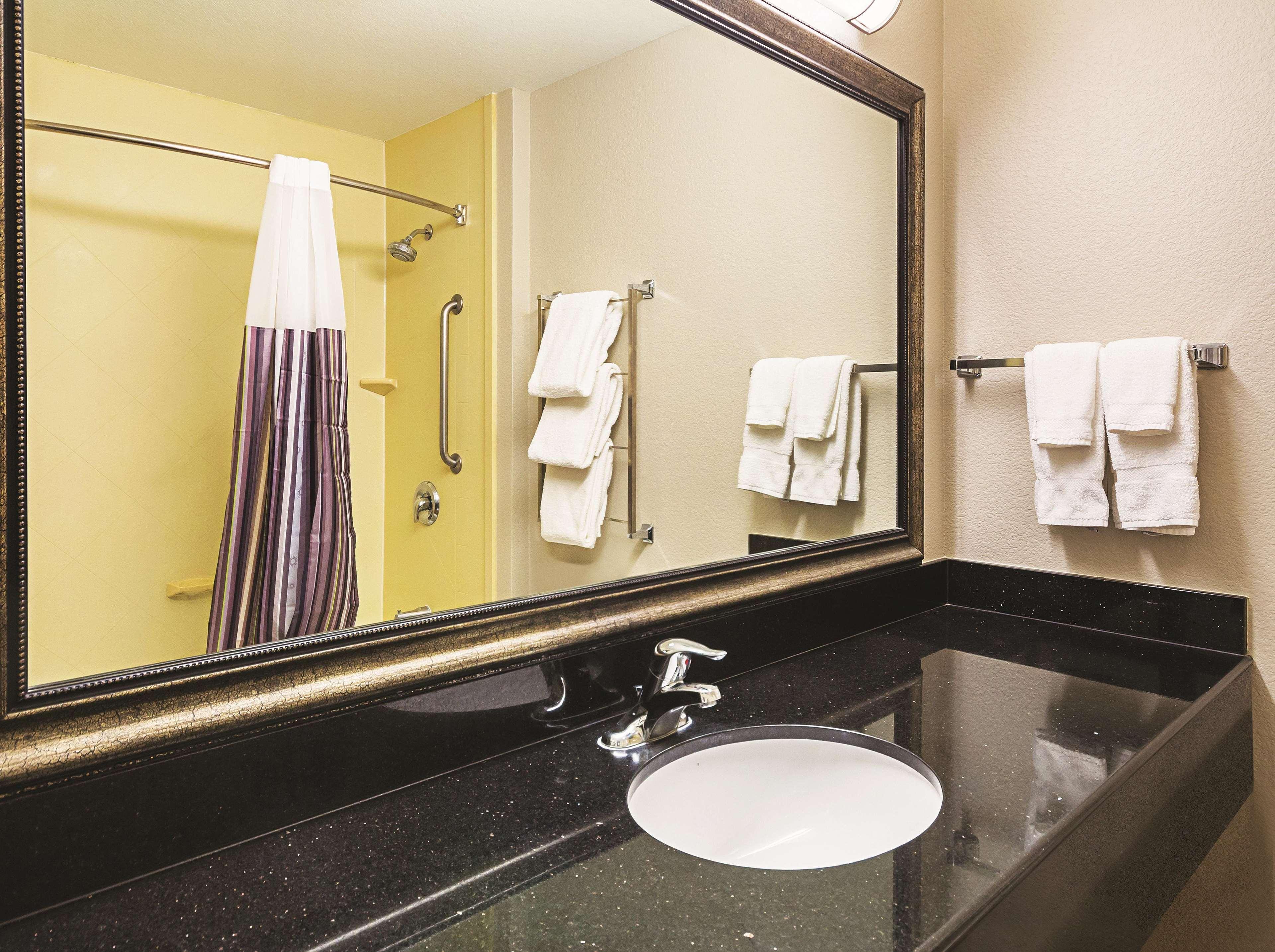 La Quinta By Wyndham Fresno Northwest Otel Dış mekan fotoğraf